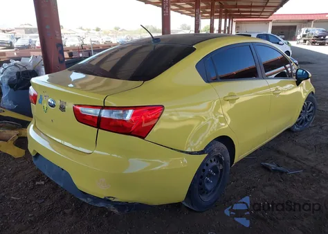 2016 Kia Rio Lx z USA, uszkodzony, nr VIN KNADM4A33G6572190